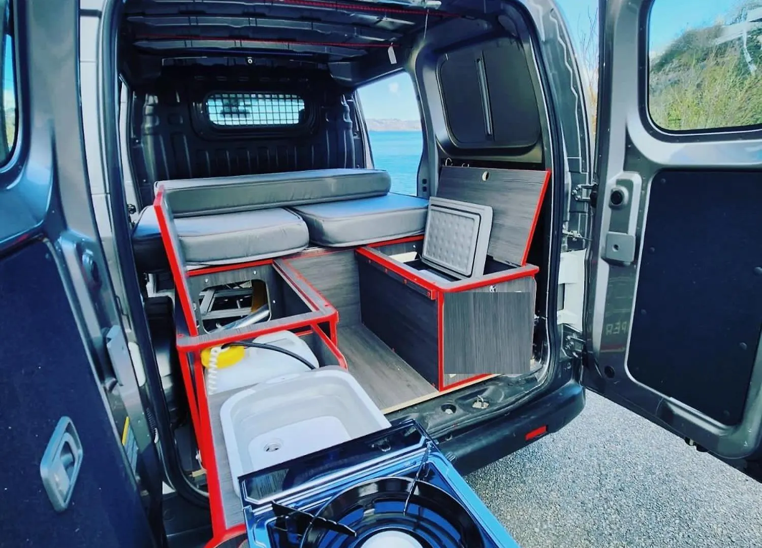 Electric London Black Minicamper Hotel Bergen 0*,  Norway